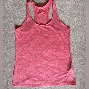 Women’s Coral Under Armor Active Workout Racerback Tank Top Size Small
